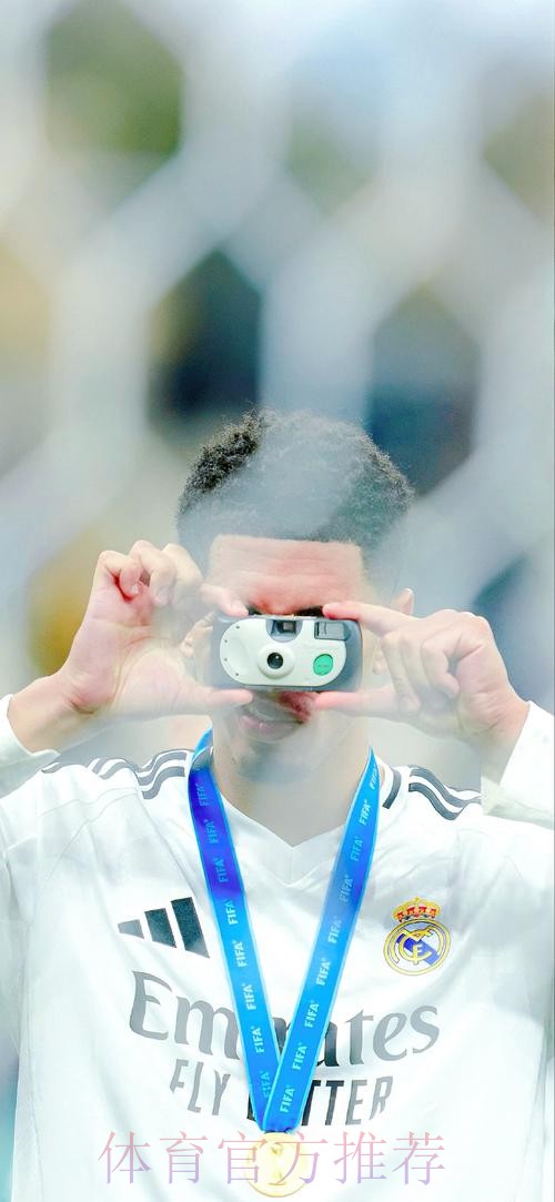 Relevo:贝林厄姆已经是皇马更衣室的领袖之一 Relevo:贝林厄姆已经是皇马更衣室的领袖之一